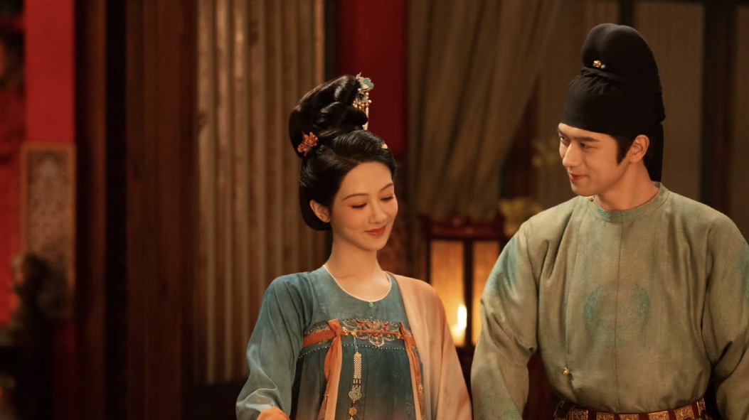 《锦绣芳华》开播！杨紫李现“假戏真情”再牵手，盛唐牡丹惊艳归来